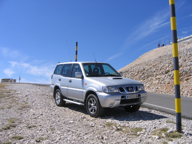 F2QH mobile VHF UHF 2007 au  MONT VENTOUX.jpg